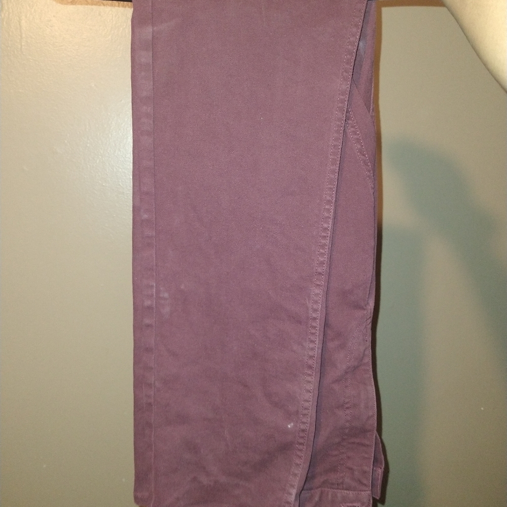 Clothes - Picture 14 of 16